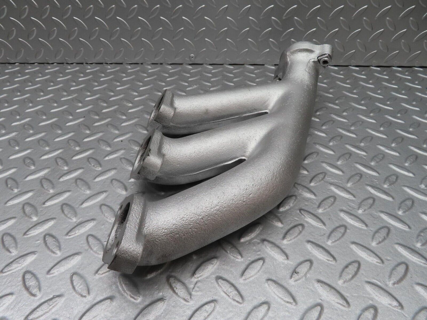 39196 Mercedes-Benz C107 280SLC Coupe Exhaust Manifold Cylinder 1-3 1101426502