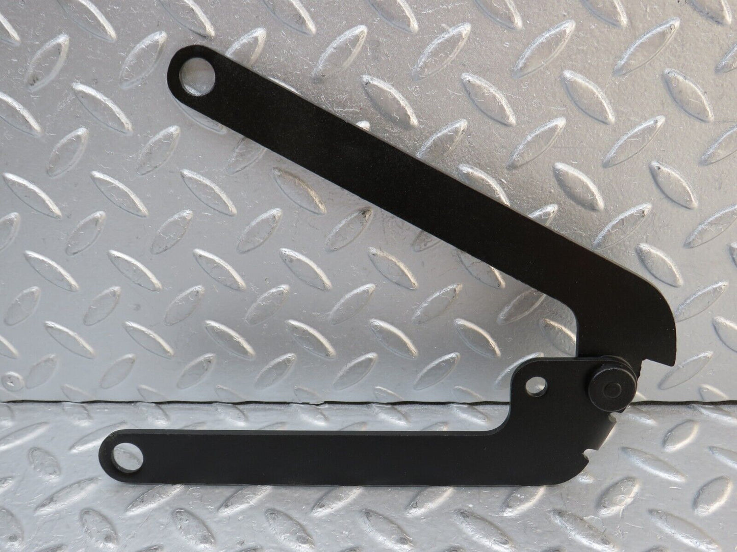 35552 Mercedes-Benz R107 280SL Bonnet Hinge Right Side