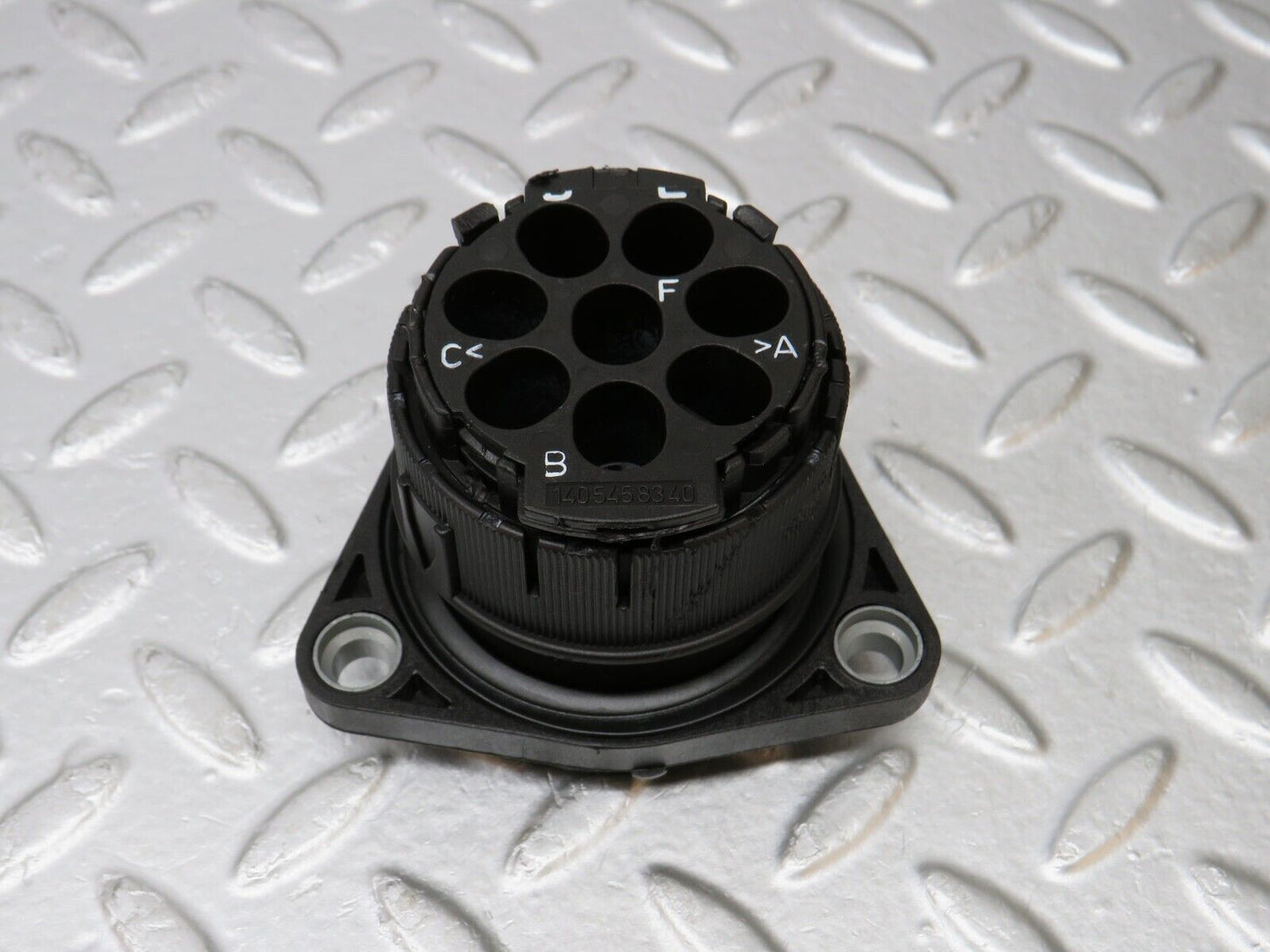 39501 Mercedes-Benz R129 320SL Coupe Rear Axle Cable Connector 1405458340 0005403924