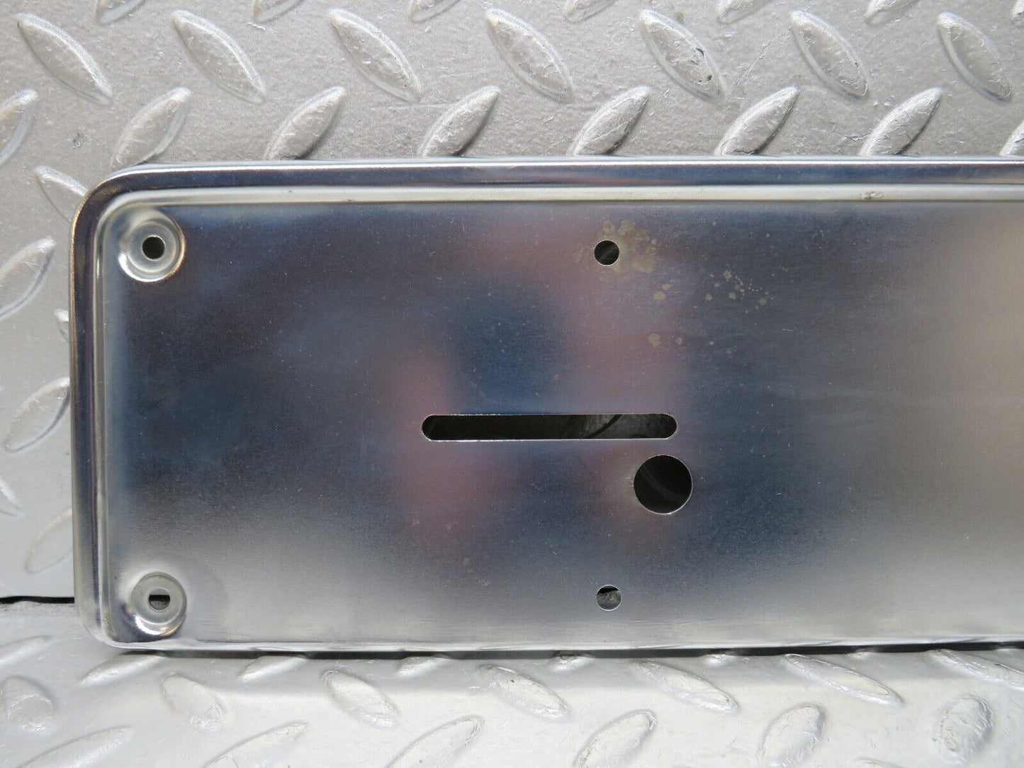 33750 Mercedes-Benz W201 190E  Rear number Plate Holder Chrome