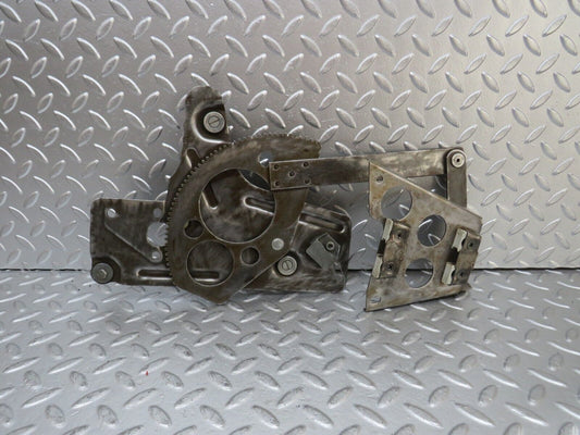 25083 Mercedes-Benz C107 Rear Right Power Window Regulator 1076701003