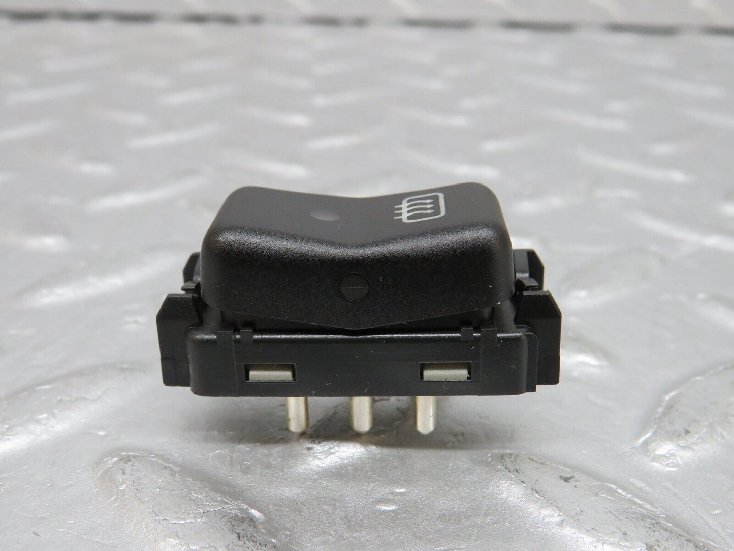 38087 Mercedes-Benz A124 320E Rear Windscreen Defroster Switch 1298207410
