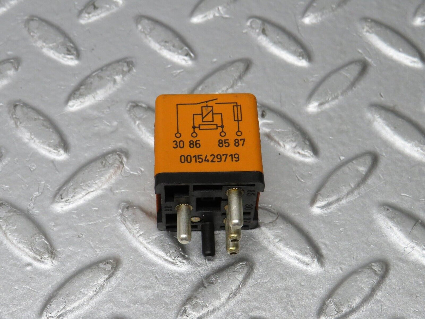 39700 Mercedes-Benz R129 320SL Coupe Overload Relay 0015429719