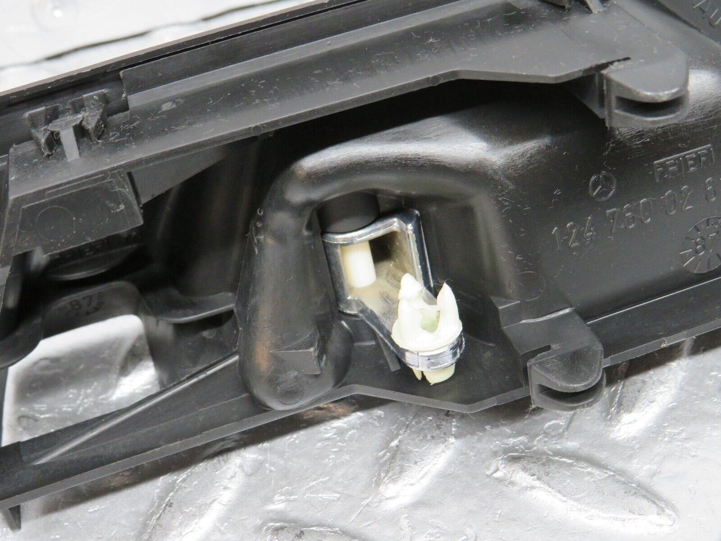 32444 Mercedes-Benz S124 300TE Rear Right Interior Door Handle 1247600261