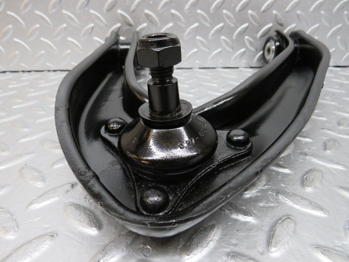 0813 Mercedes-Benz C107 350SLC Coupe Upper Control Arm Front Left