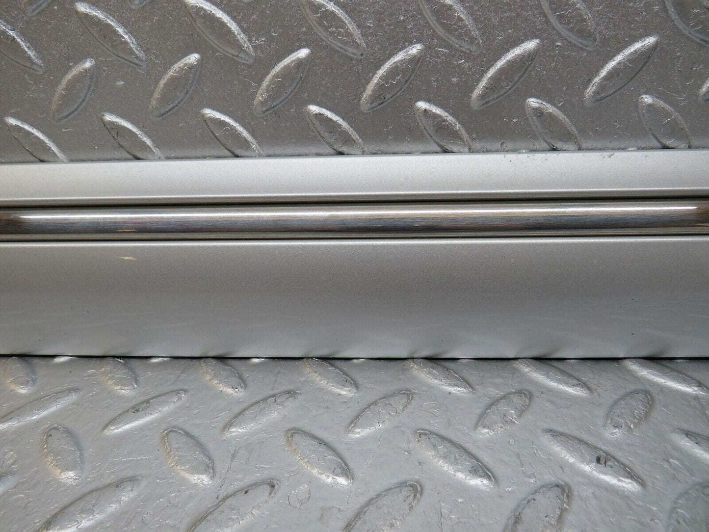 34715 Mercedes-Benz W210 320E Rear Right Door Centre Moulding Trim 2106900682
