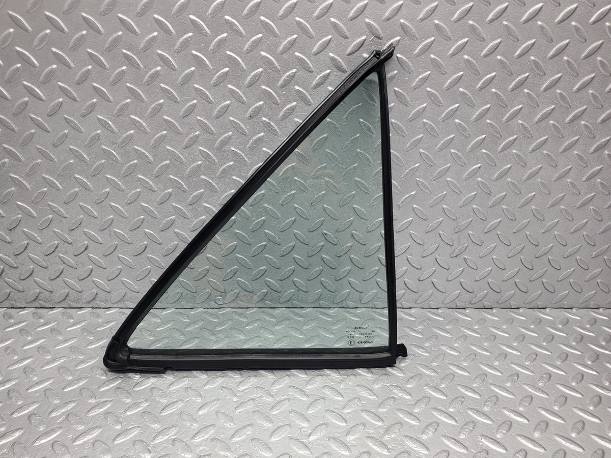 W201 Baby Benz rear right quarter window glass used OEM