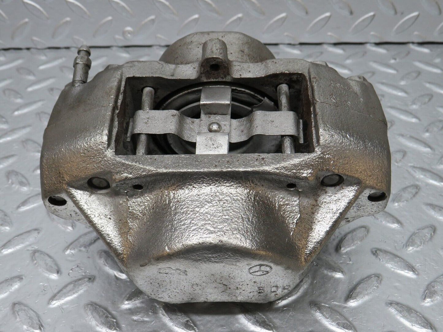 32222 Mercedes-Benz W123 230E Front Left Brake Caliper Ate 60