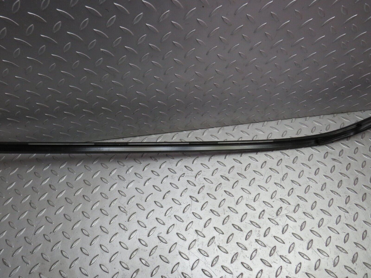 31883 Mercedes-Benz W201 190LE Right Side Roof Trim Moulding 2016980698