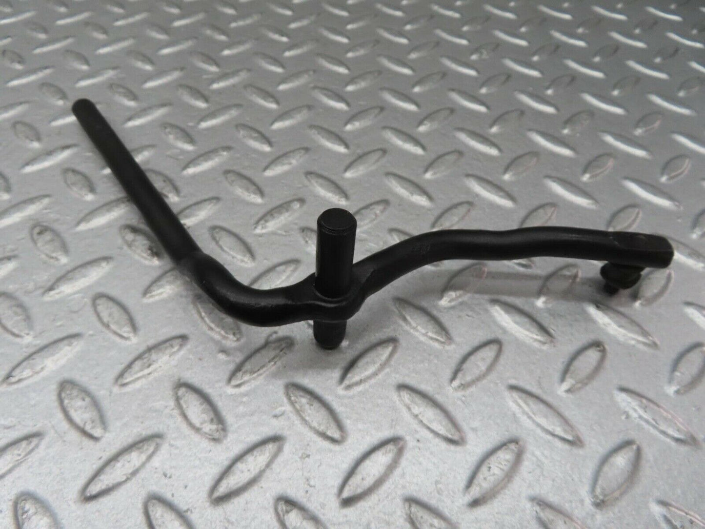 13541 Mercedes-Benz W123 200 Accelerator Pedal Linkage