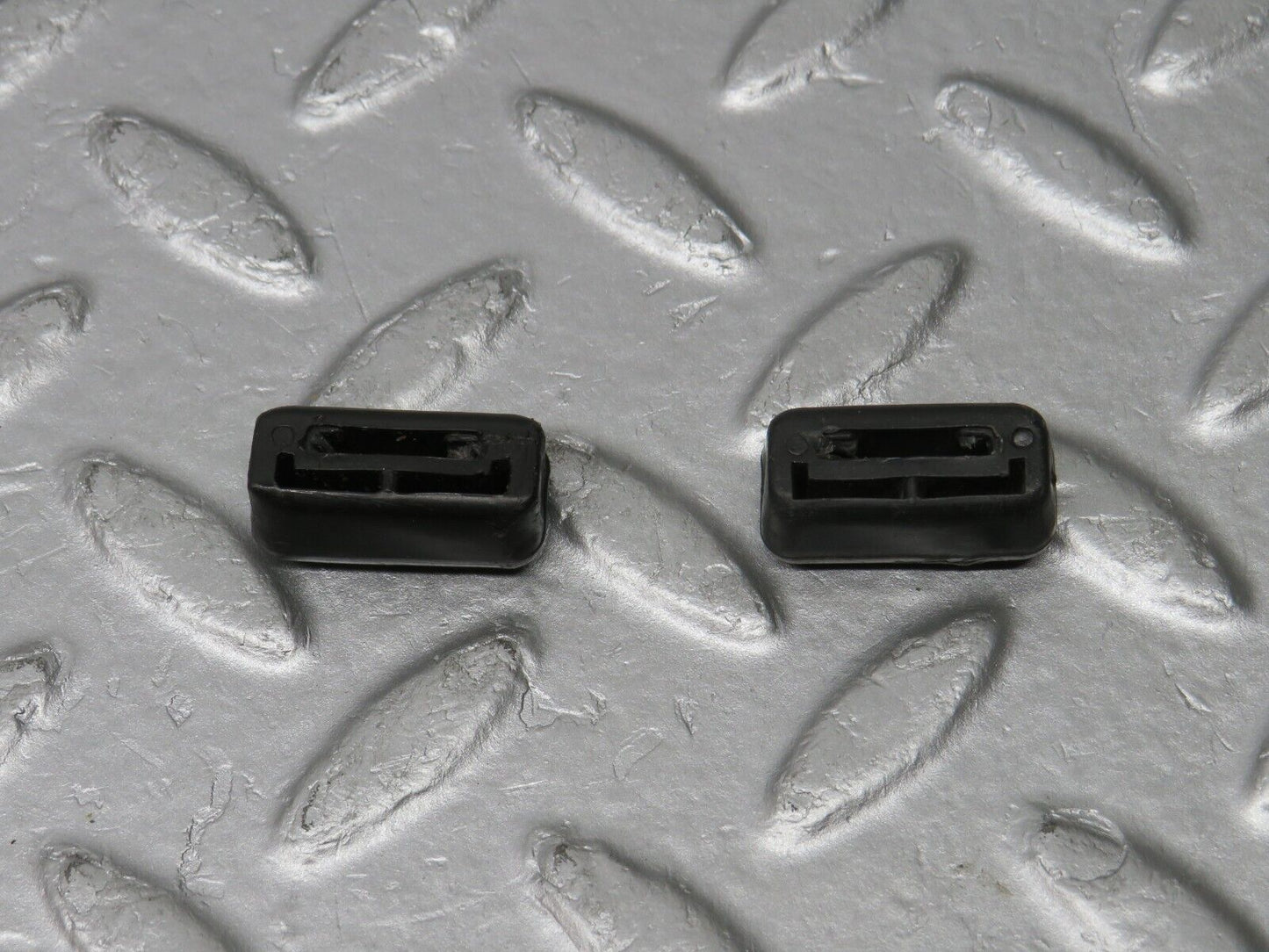 39236 Mercedes-Benz C114 250 Coupe Heater Control Knob 2x