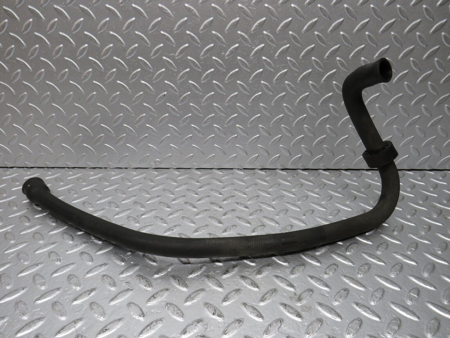33935 Mercedes-Benz W124 260E Coolant Hose Pipe 1245012782
