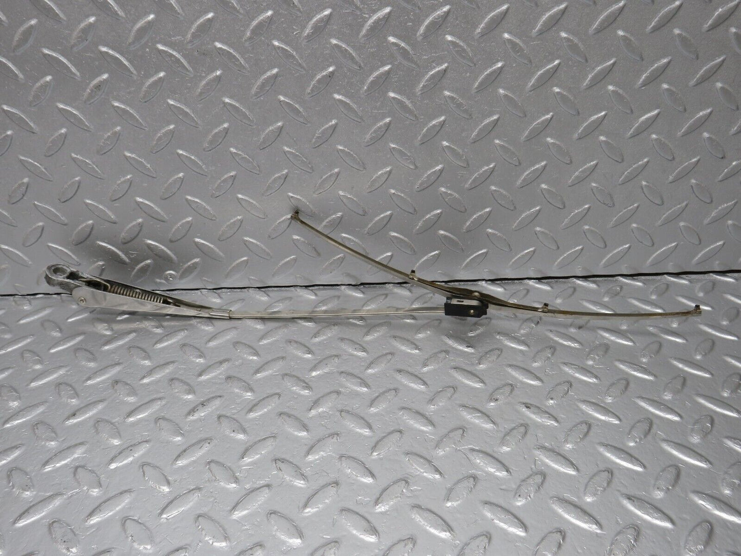 40373 Mercedes-Benz W110 230 Windscreen Wiper Arm Left Side