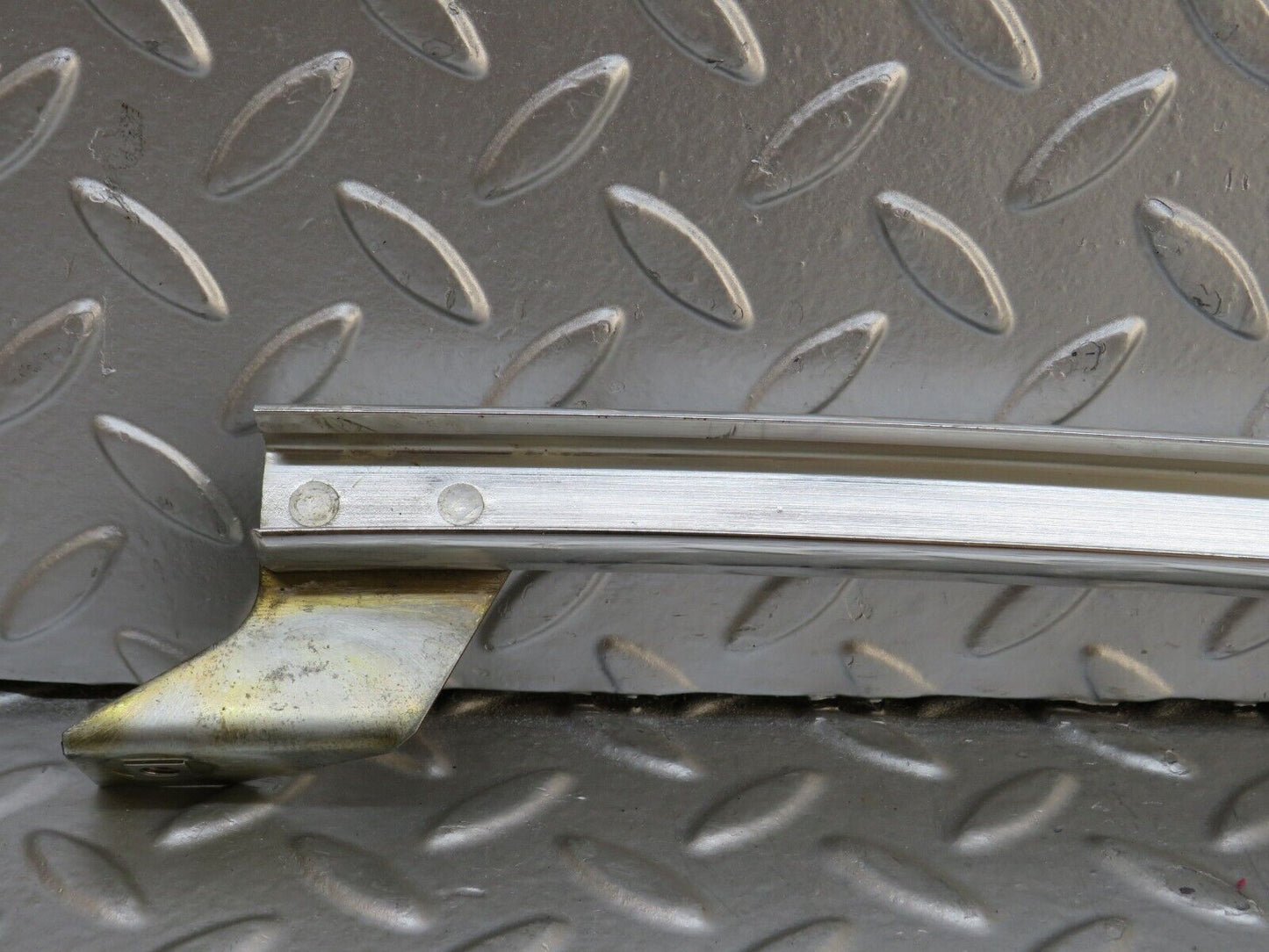 28277 Mercedes-Benz S123 240D Wagon Rear Right Chrome Window Channel