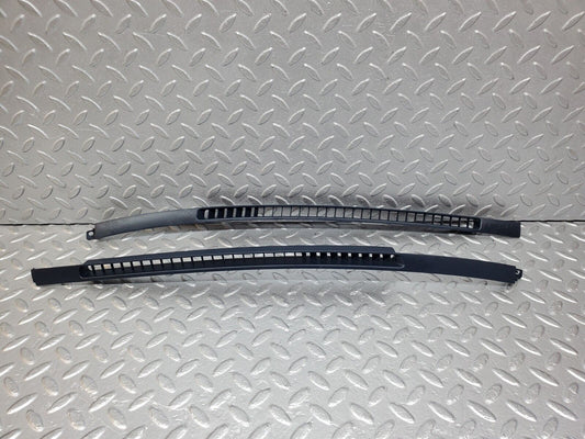 45048 Mercedes-Benz R129 300SL Coupe Windscreen Defroster Air Vent 1296890380 1296890480