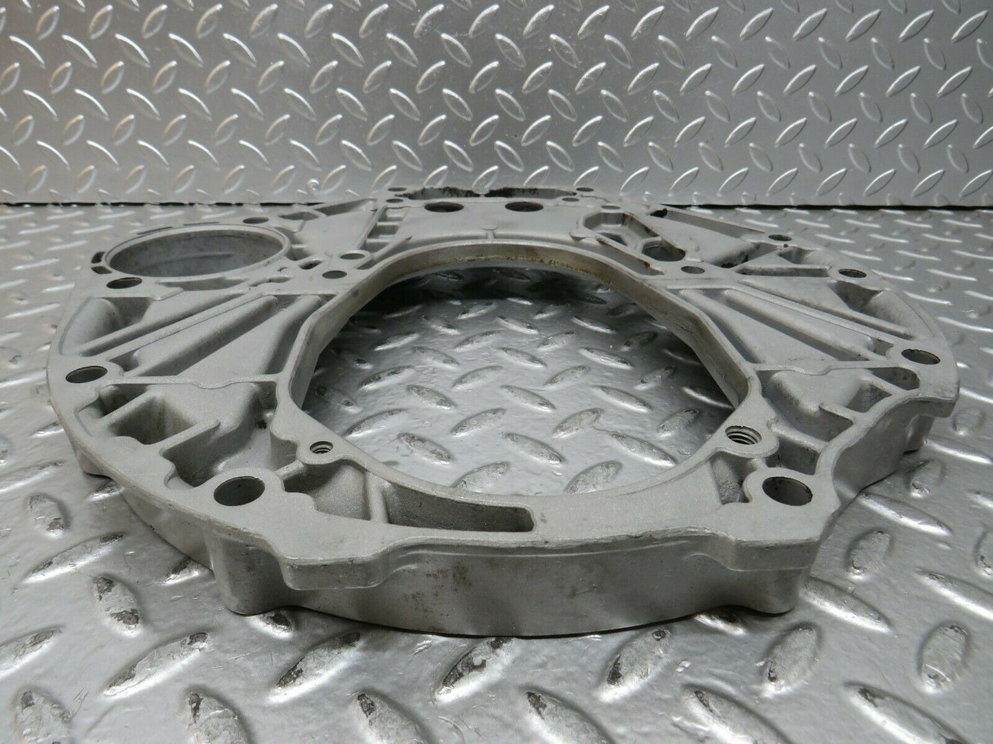 23613 Mercedes-Benz W114 280E Gearbox Flange 1100110145