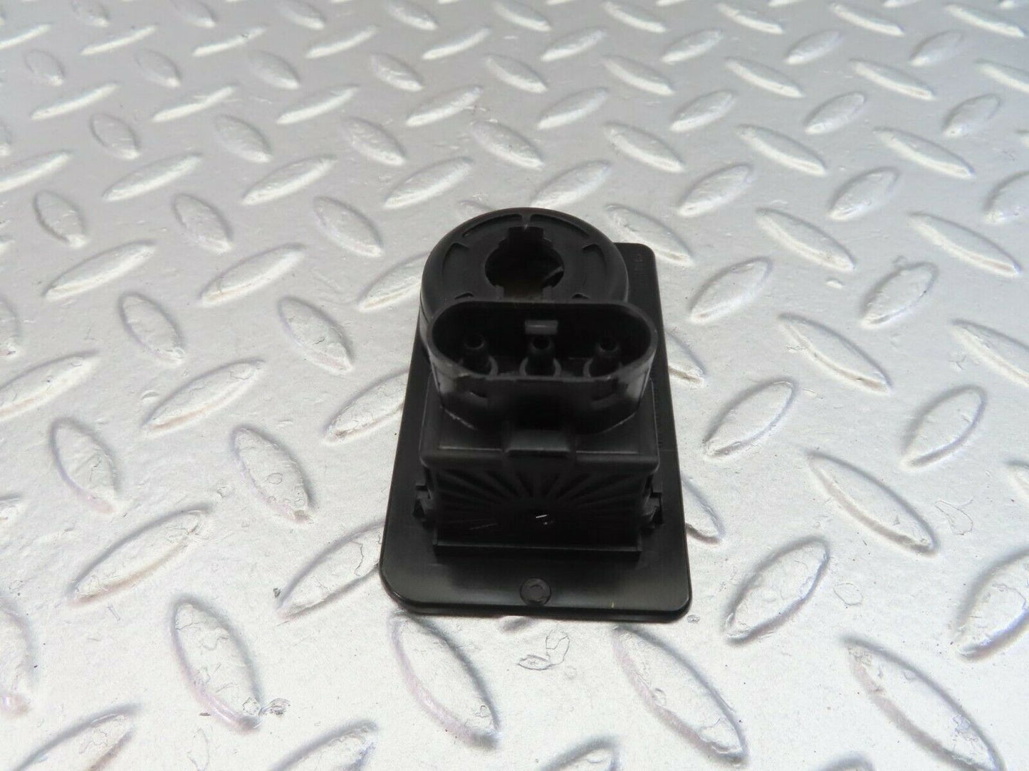10433 Mercedes-Benz W201 190E Light Switch Trim Cover 2016890880