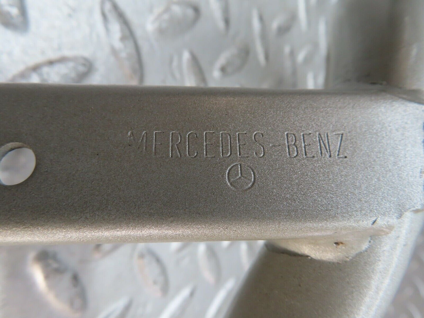 19434 Mercedes-Benz C140 CL420 Coupe Trunk Lid Hinge Left Side