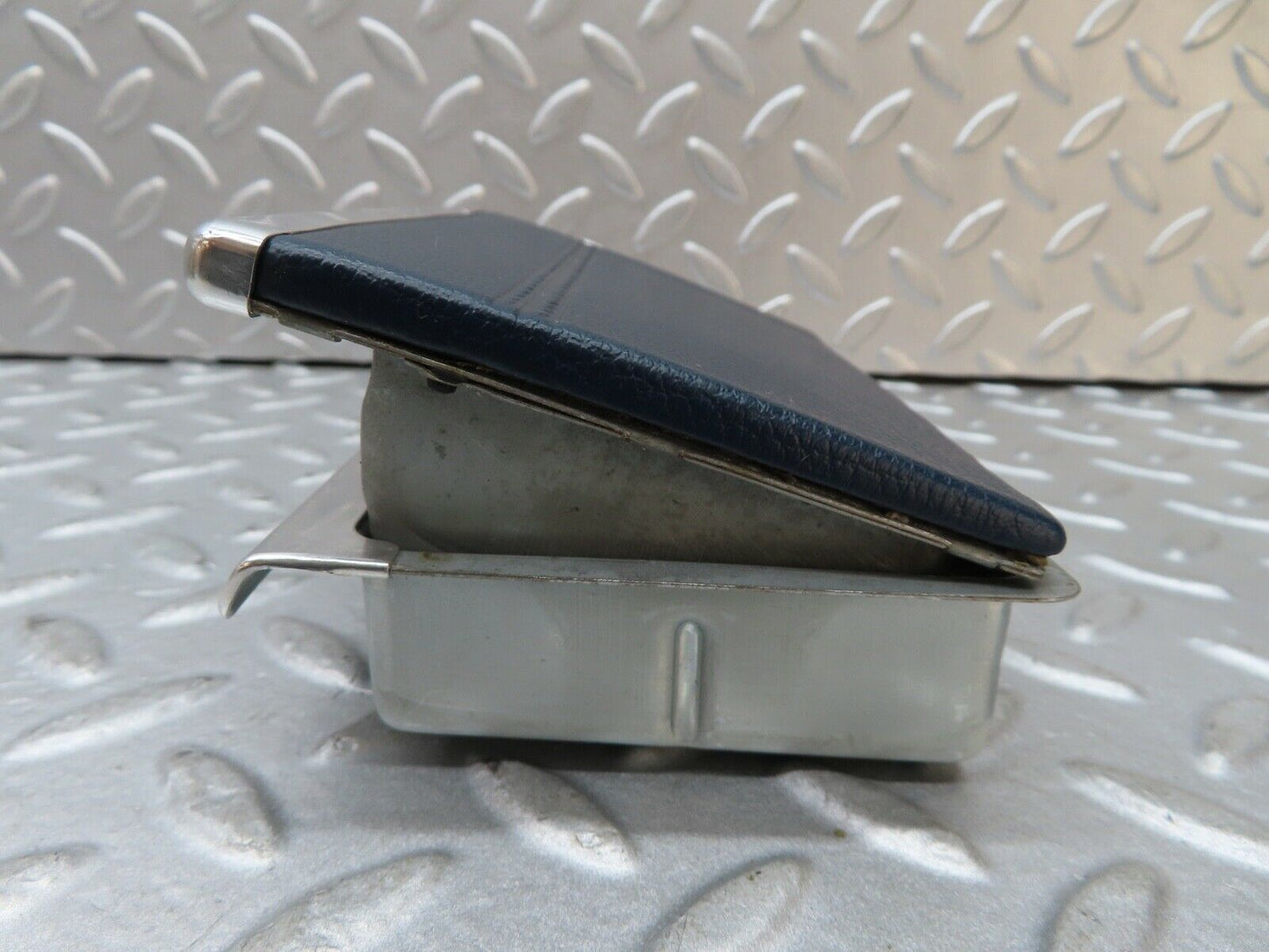 17558 Mercedes-Benz W116 450SEL Rear Door Ashtray Blue