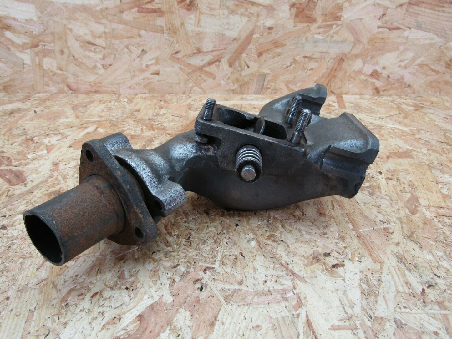 2141 Mercedes-Benz W108 280SE Exhaust Manifold 1141420702