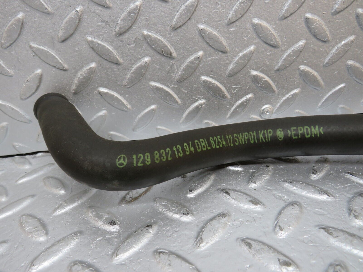 39688 Mercedes-Benz R129 320SL Coupe Coolant Hose Pipe 1298321394