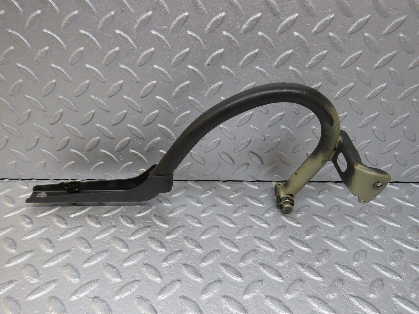 36540 Mercedes-Benz W201 190E 2.0L Boot Lid Trunk Hinge Left Side