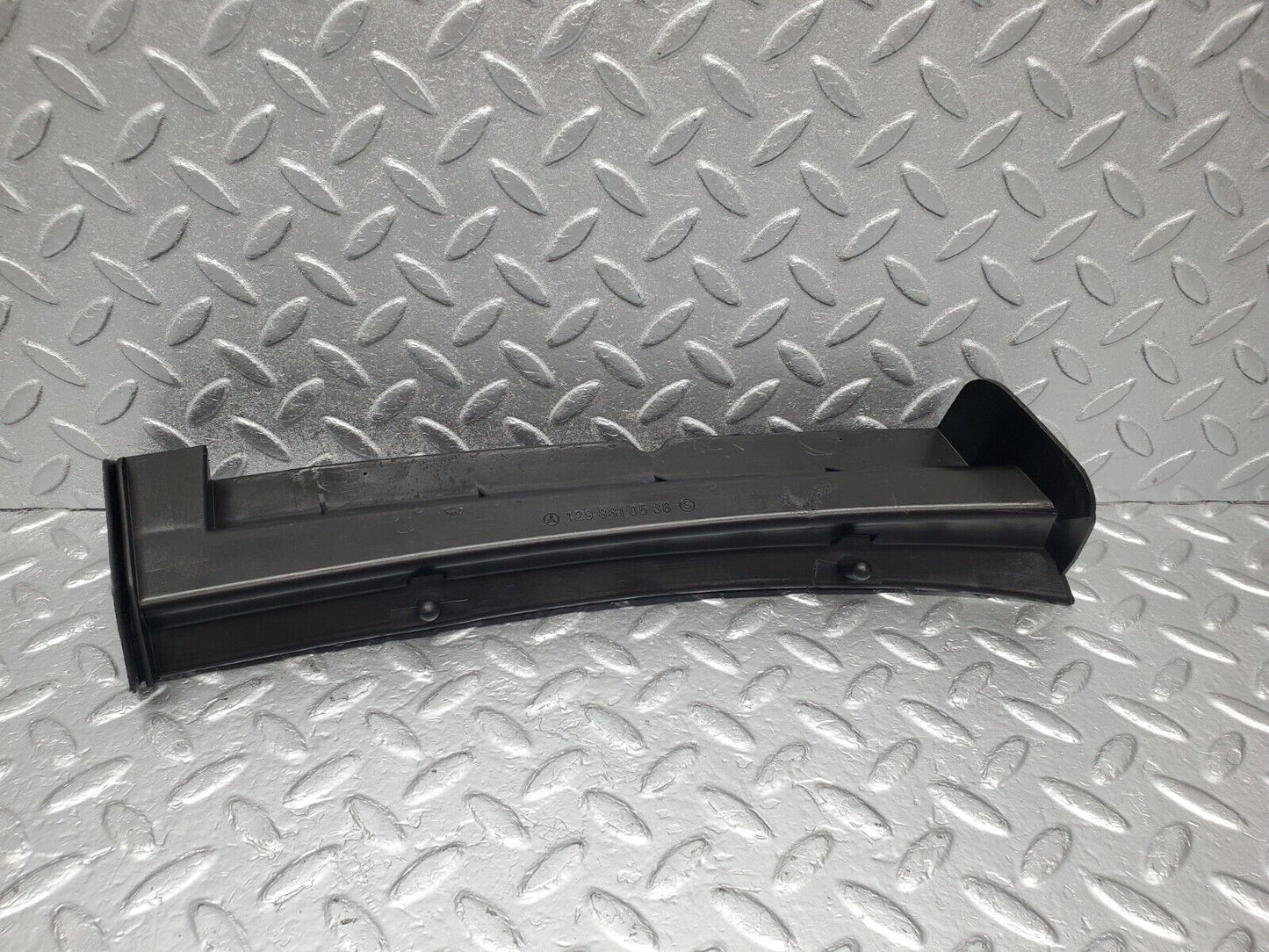 46892 Mercedes-Benz R129 320SL Coupe Windscreen Drain Channel Left Side 1298310536