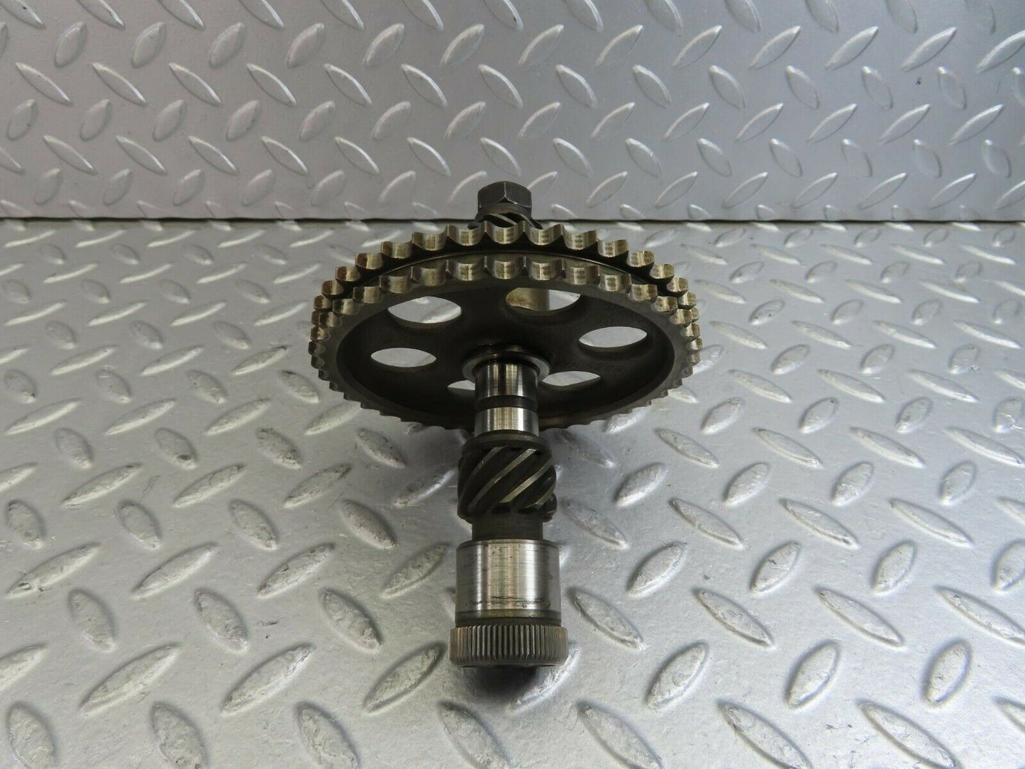 10223 Mercedes-Benz W111 220SE Intermediate Gear 1270520202