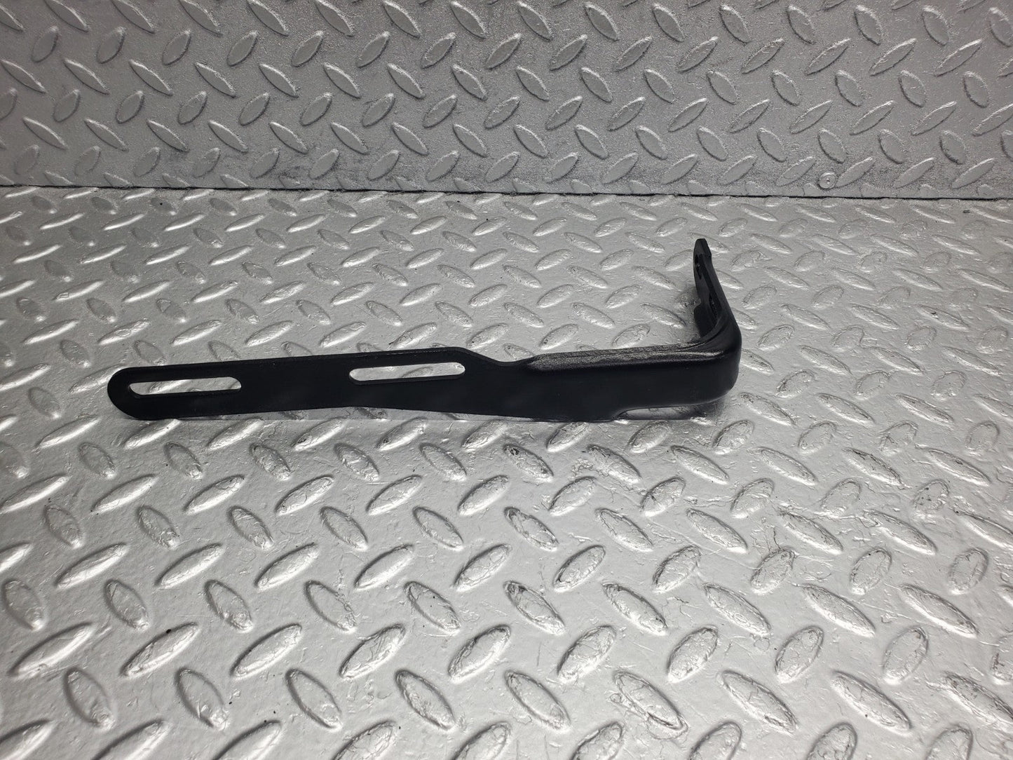 W124 Wagon exhaust bracket used OEM