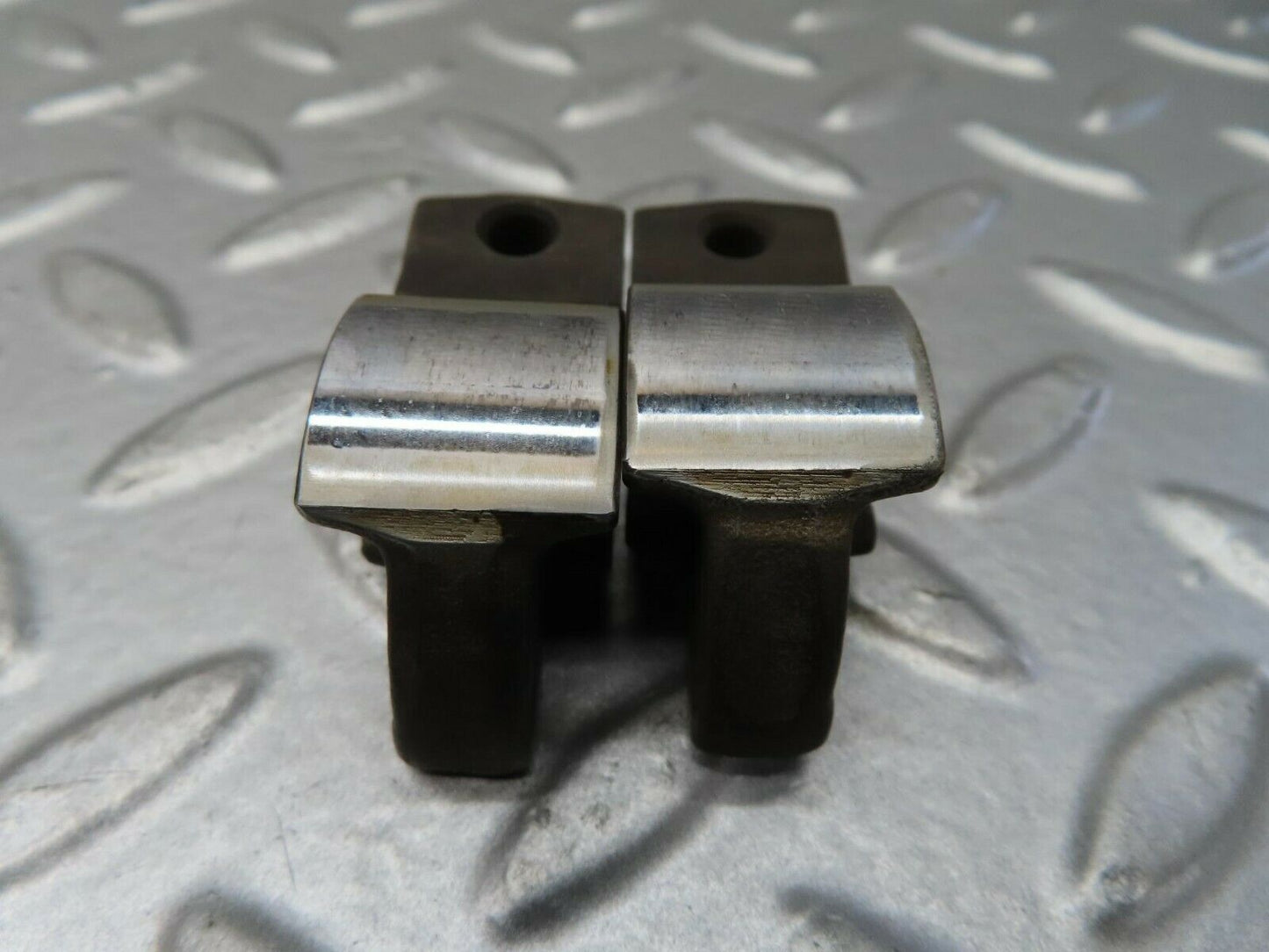 15694 Mercedes-Benz R107 450SL Coupe Valve Rocker Arm With Valve Tappet Pair