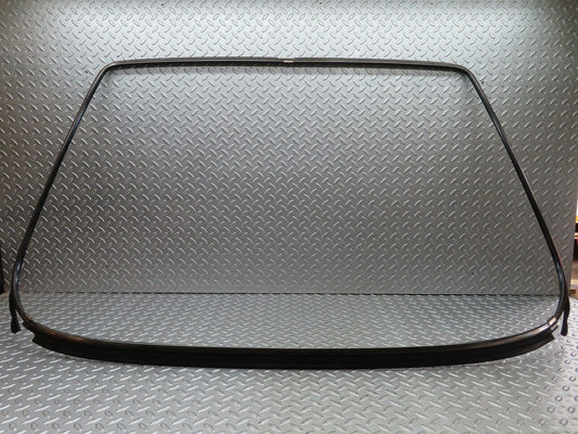 19731 Mercedes-Benz C140 CL420 Coupe Rear Windscreen Frame