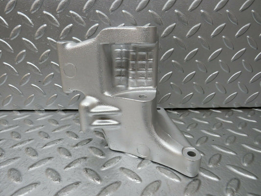 23887 Mercedes-Benz C107 450SLC Coupe Alternator Generator Bracket 1161551135