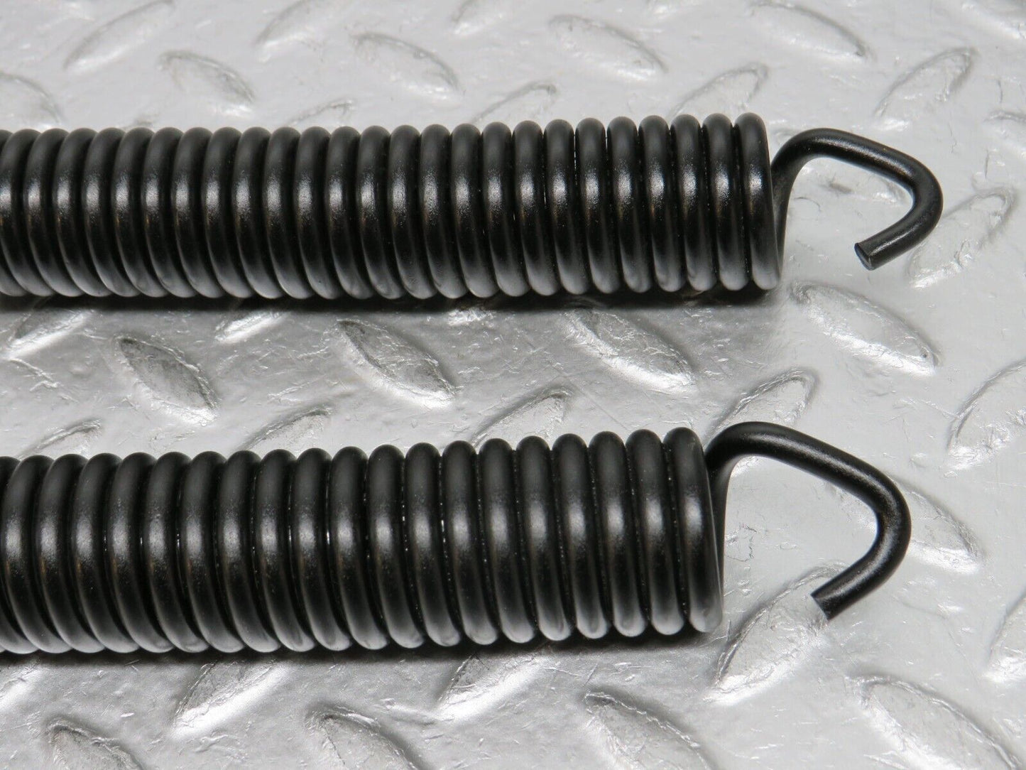 0733 Mercedes-Benz C107 350SLC Coupe Bonnet Hinge Spring Pair
