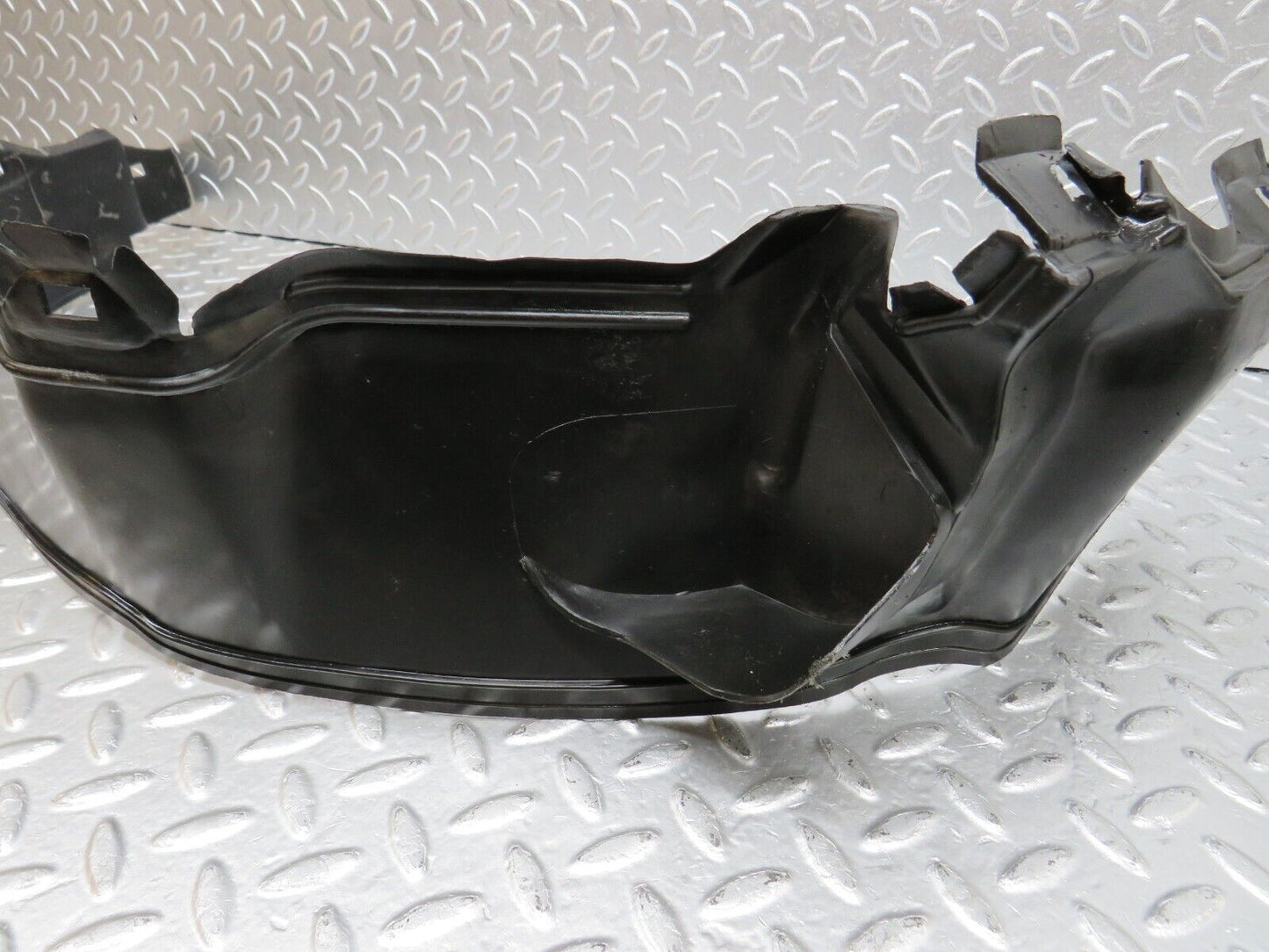 34258 Mercedes-Benz W201 190E Inner Mudguard Panelling Front Left 2018840135