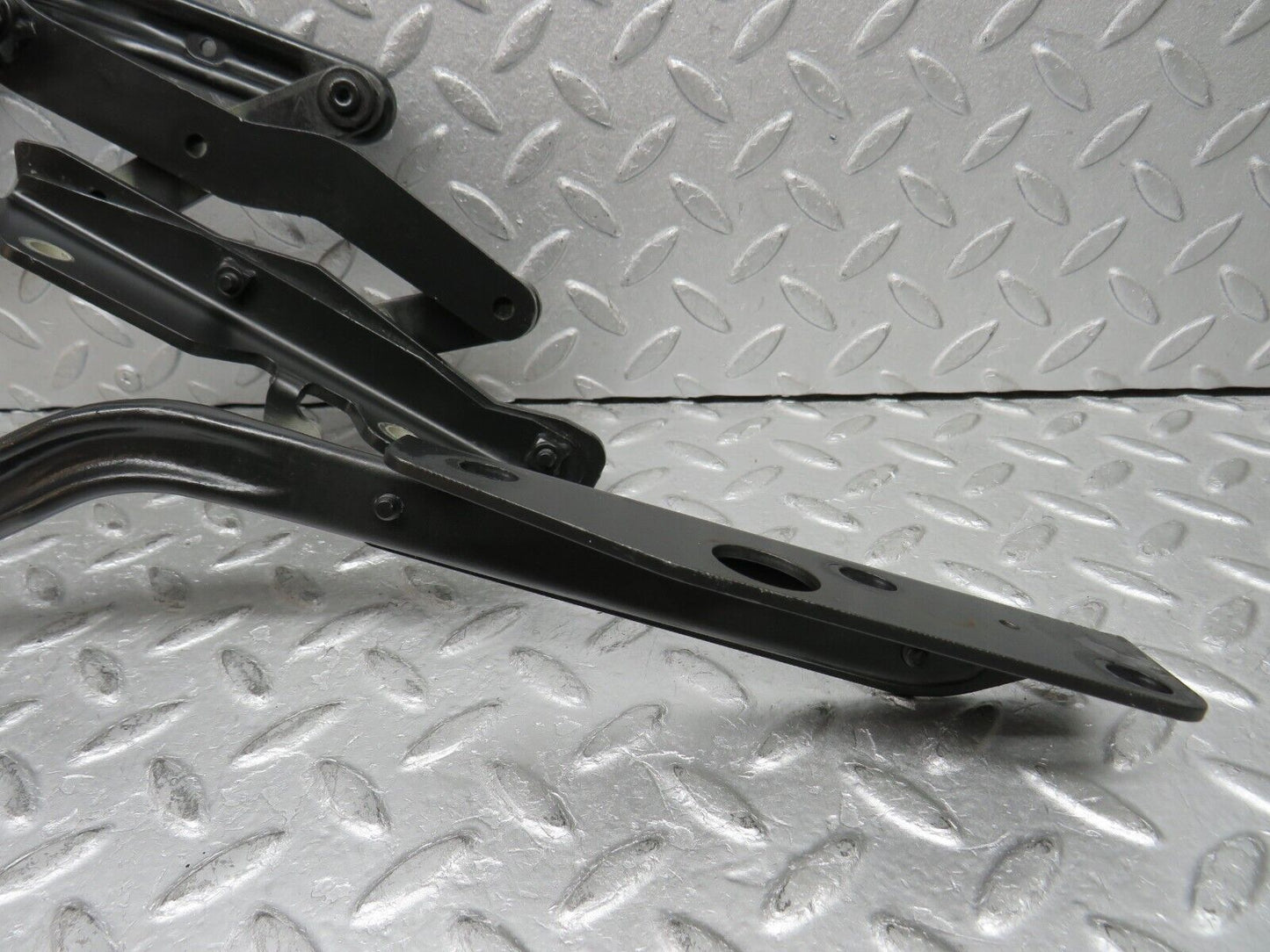 37852 Mercedes-Benz A124 320E Cabriolet Trunk Boot Soft Top Hinge Right Side