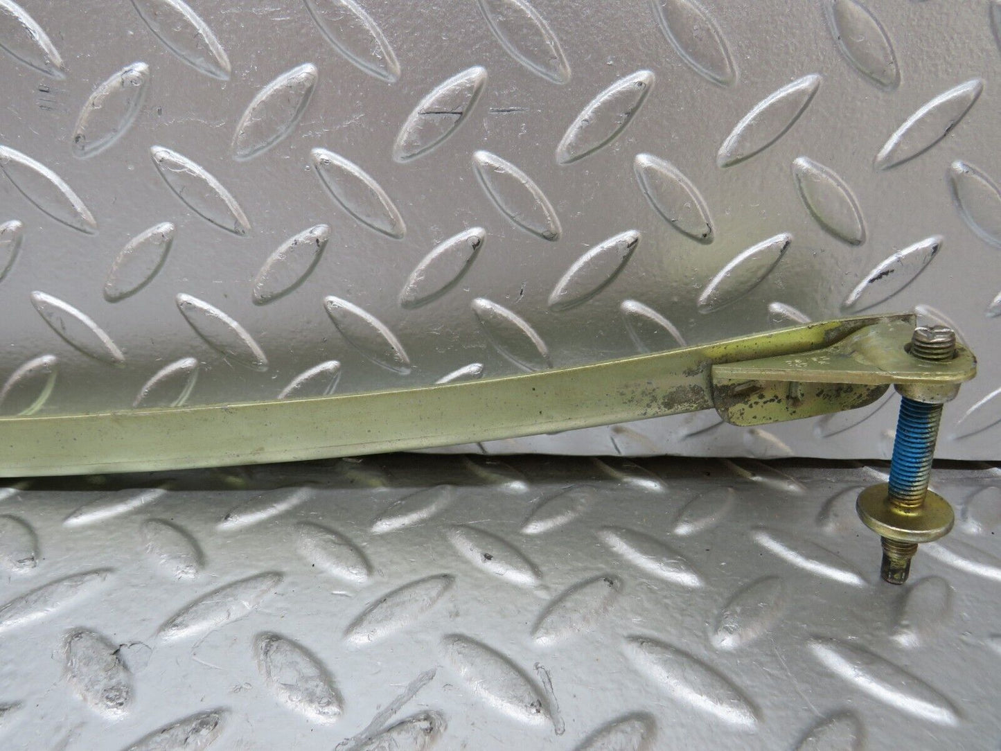 26465 Mercedes-Benz C124 220CE Coupe Rear Right Window Channel