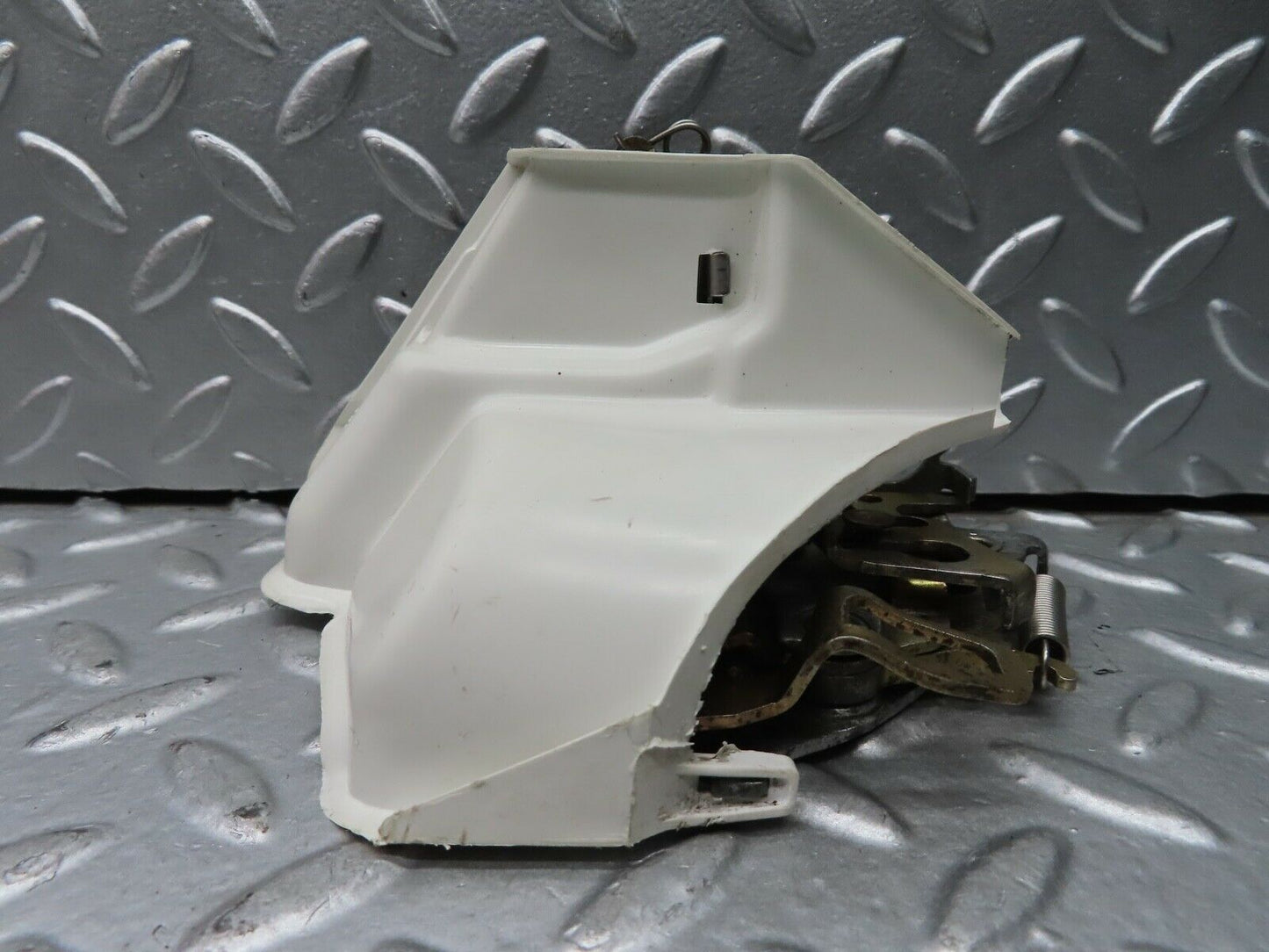 21644 Mercedes-Benz W126 300SE Rear Right Door Lock Mechanism 1237330208
