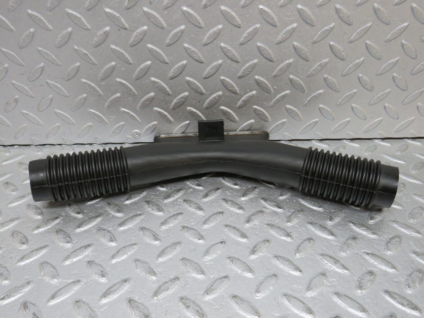 37423 Mercedes-Benz W109 300SEL Heater Centre Air Duct Vent