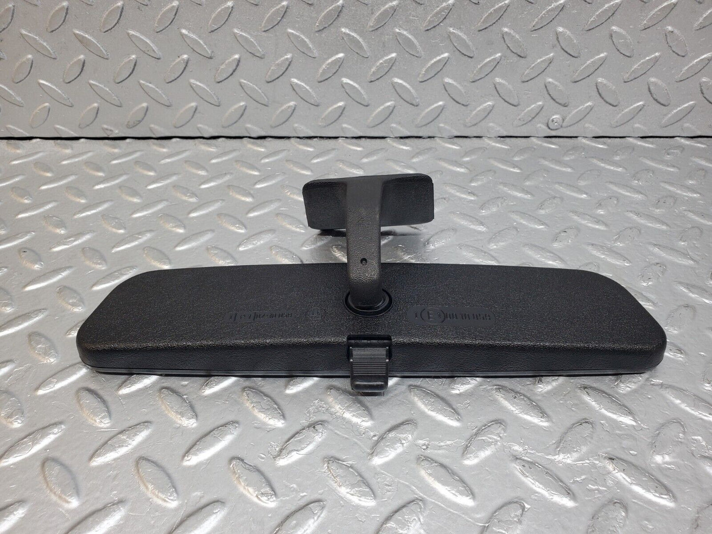 44708 Mercedes-Benz W124 220E Rear View Mirror 140157-4/1/8
