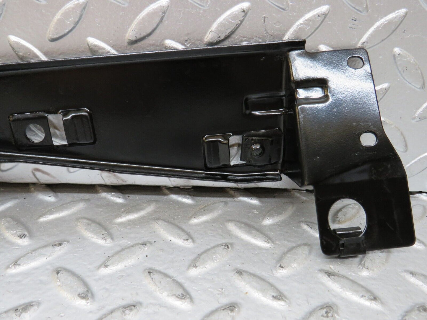 26507 Mercedes-Benz C124 220CE Coupe Rear Window Channel Support Left Side
