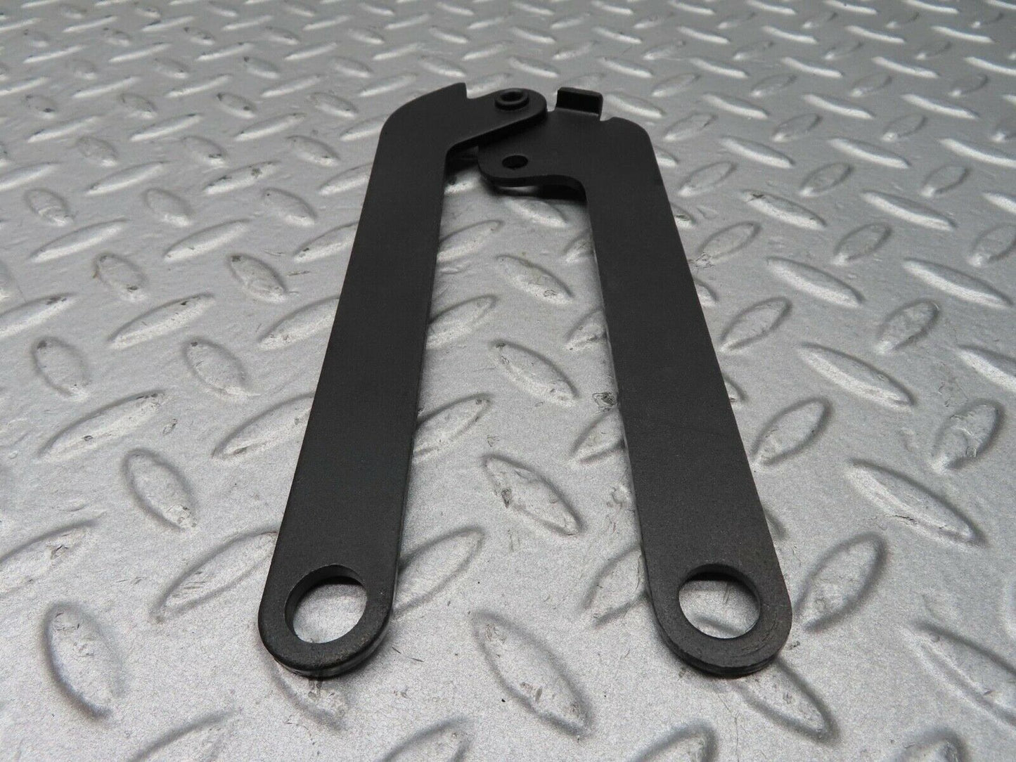 14489 Mercedes-Benz W116 350SE Bonnet Hinge Right Side