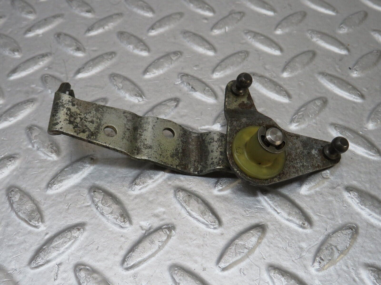 35603 Mercedes-Benz R107 280SL Coupe Throttle Linkage