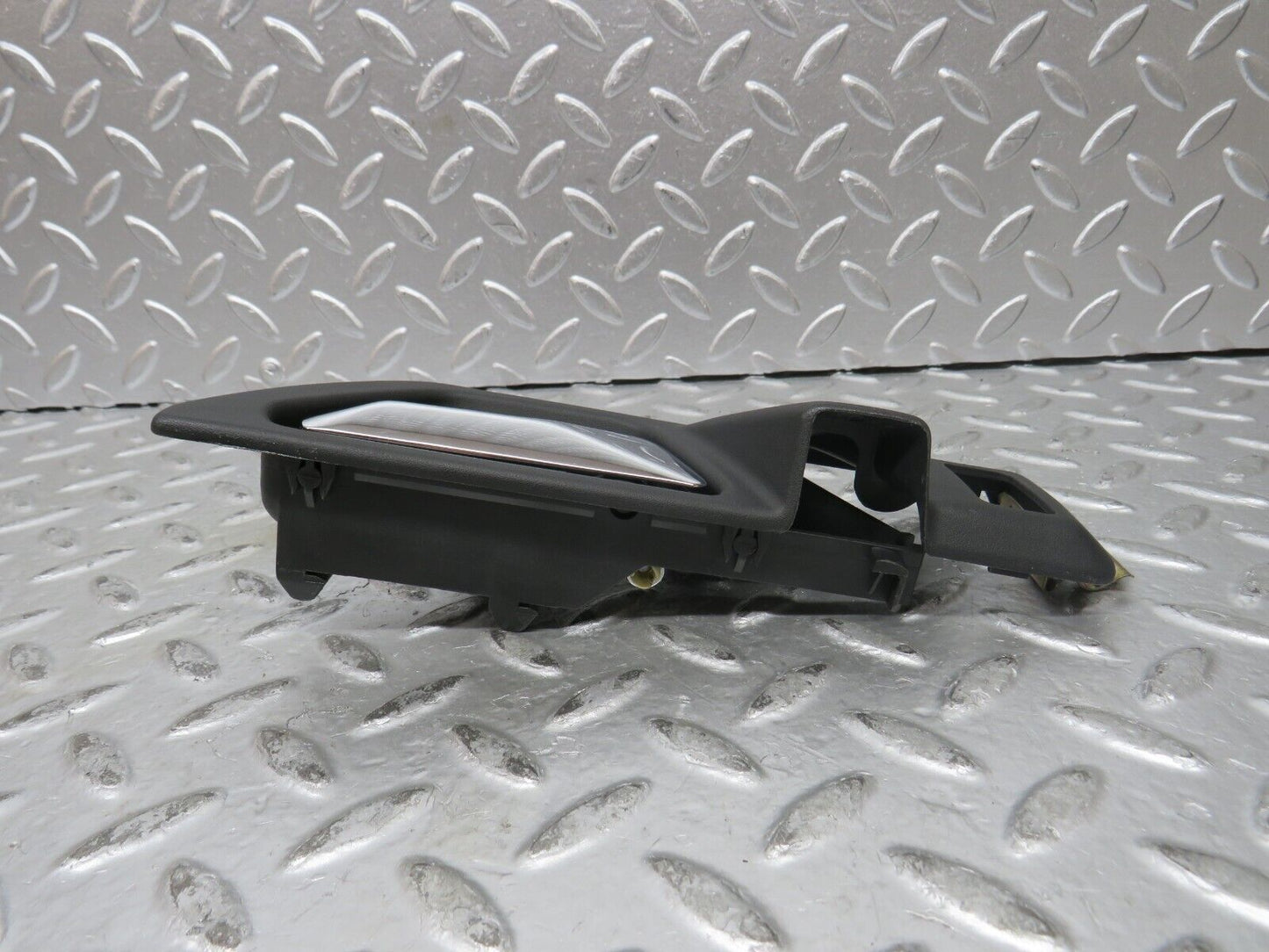 27511 Mercedes-Benz S124 300TE Rear Right Interior Door Handle 1247600261