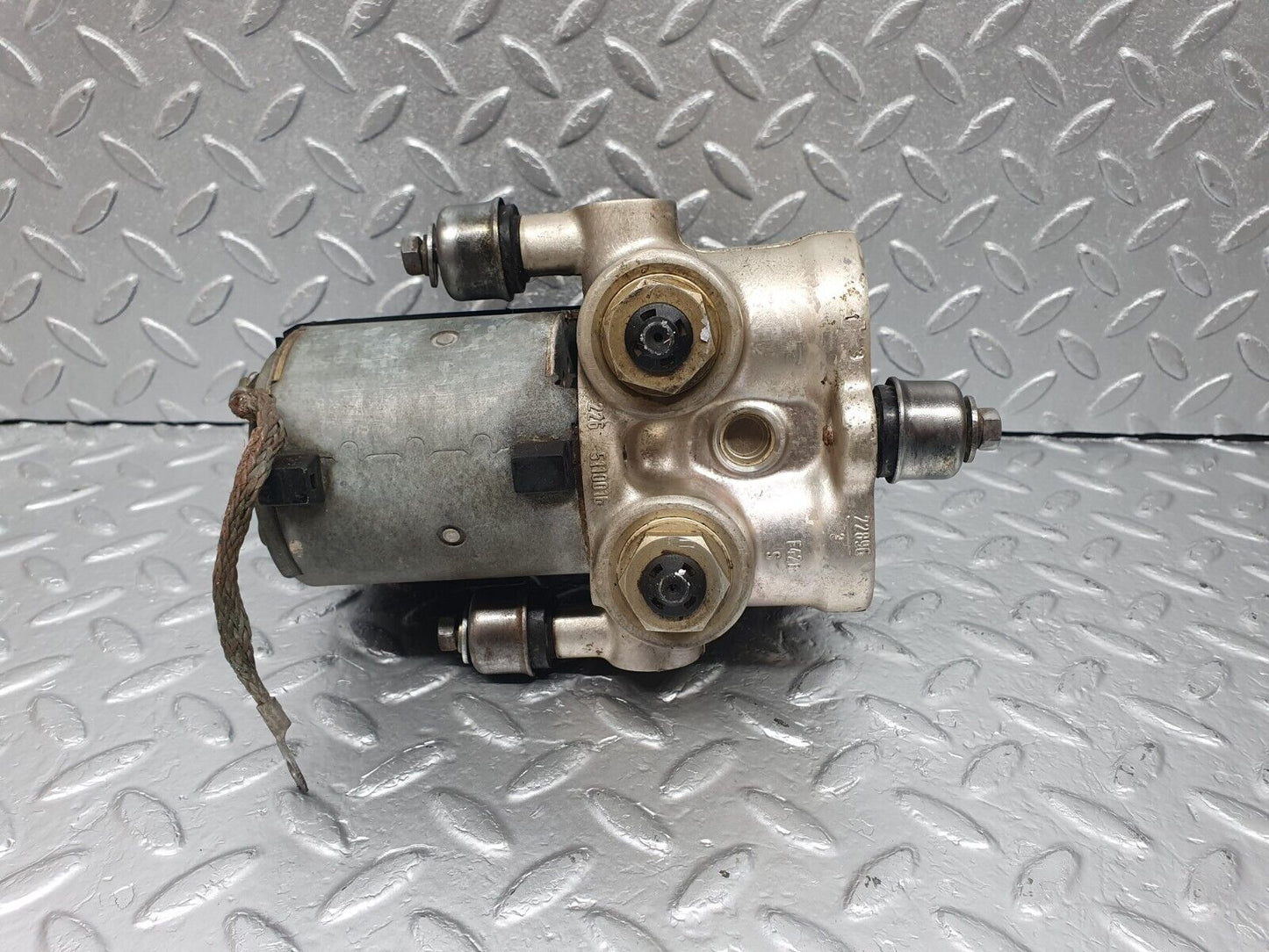 42927 Mercedes-Benz W201 190 ABS Brake Pump Bosch 0265200043 0332002171 0015426719