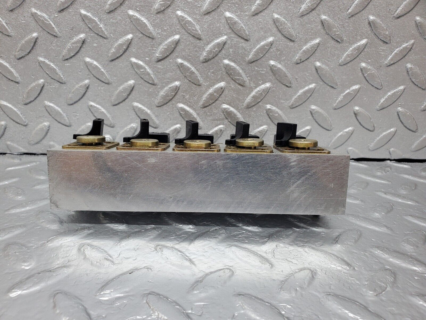 44978 Mercedes-Benz R129 300SL Coupe Roof Hydraulic Valve Right 1298001578