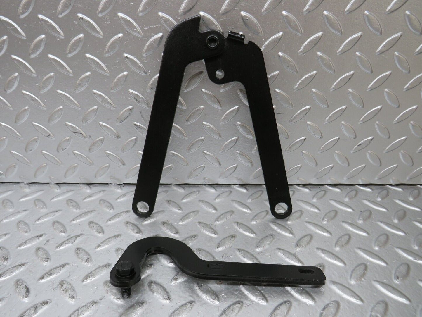 26283 Mercedes-Benz W116 450SE Bonnet Hinge Left Side