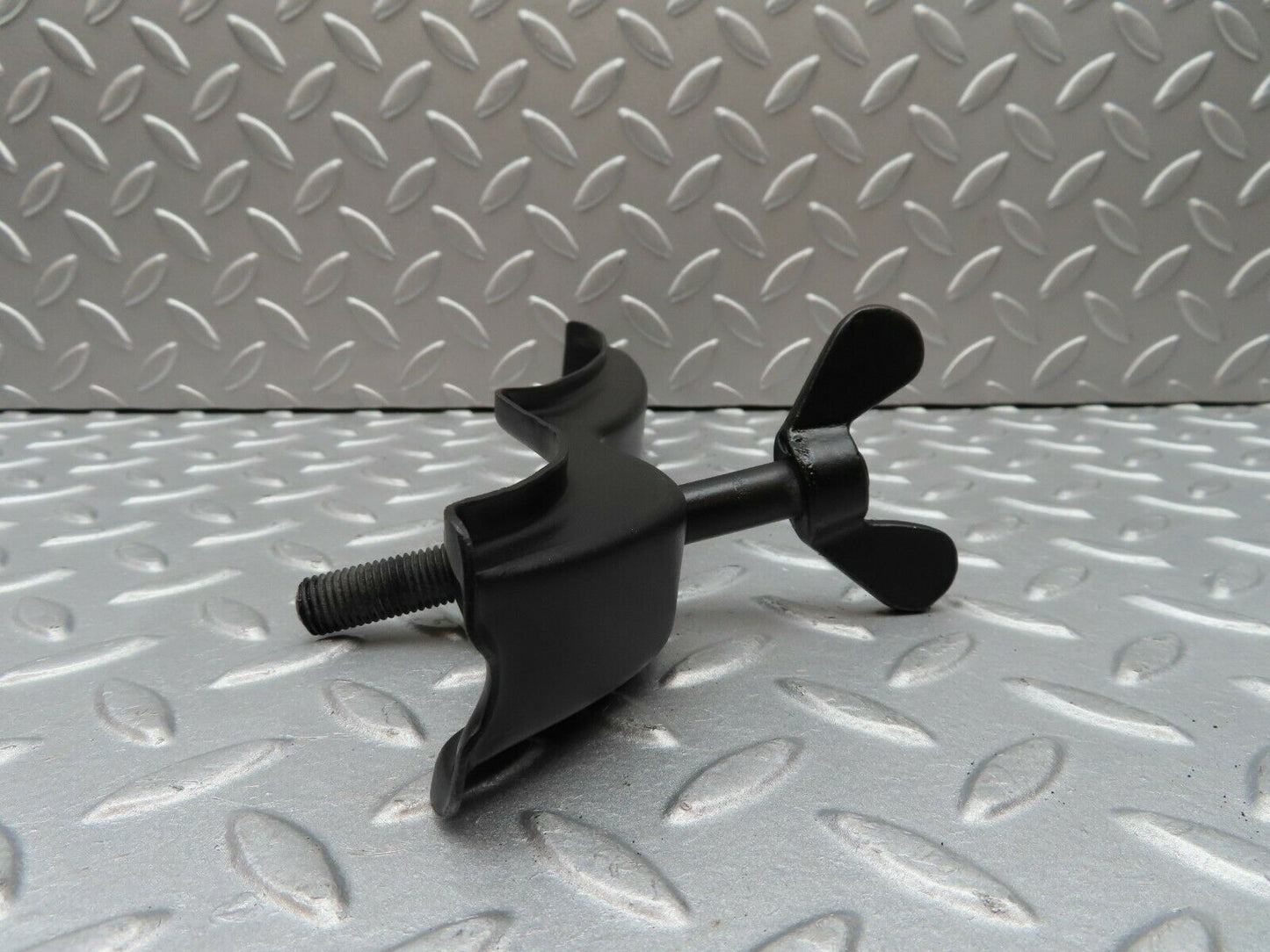3609 Mercedes-Benz W108 280SE Spare Wheel Holder