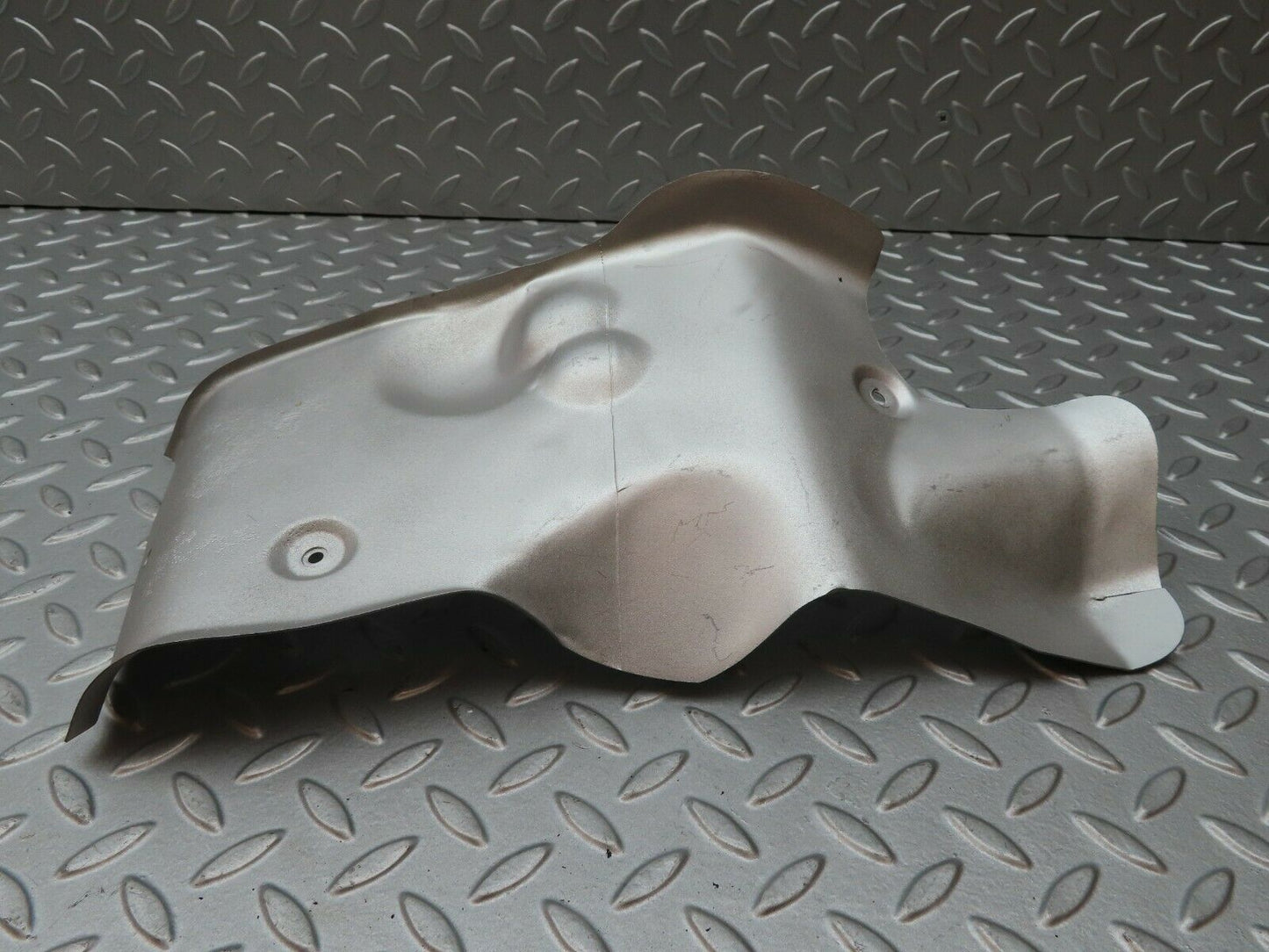 4247 Mercedes-Benz V123 240D LWB Exhaust Heat Shield