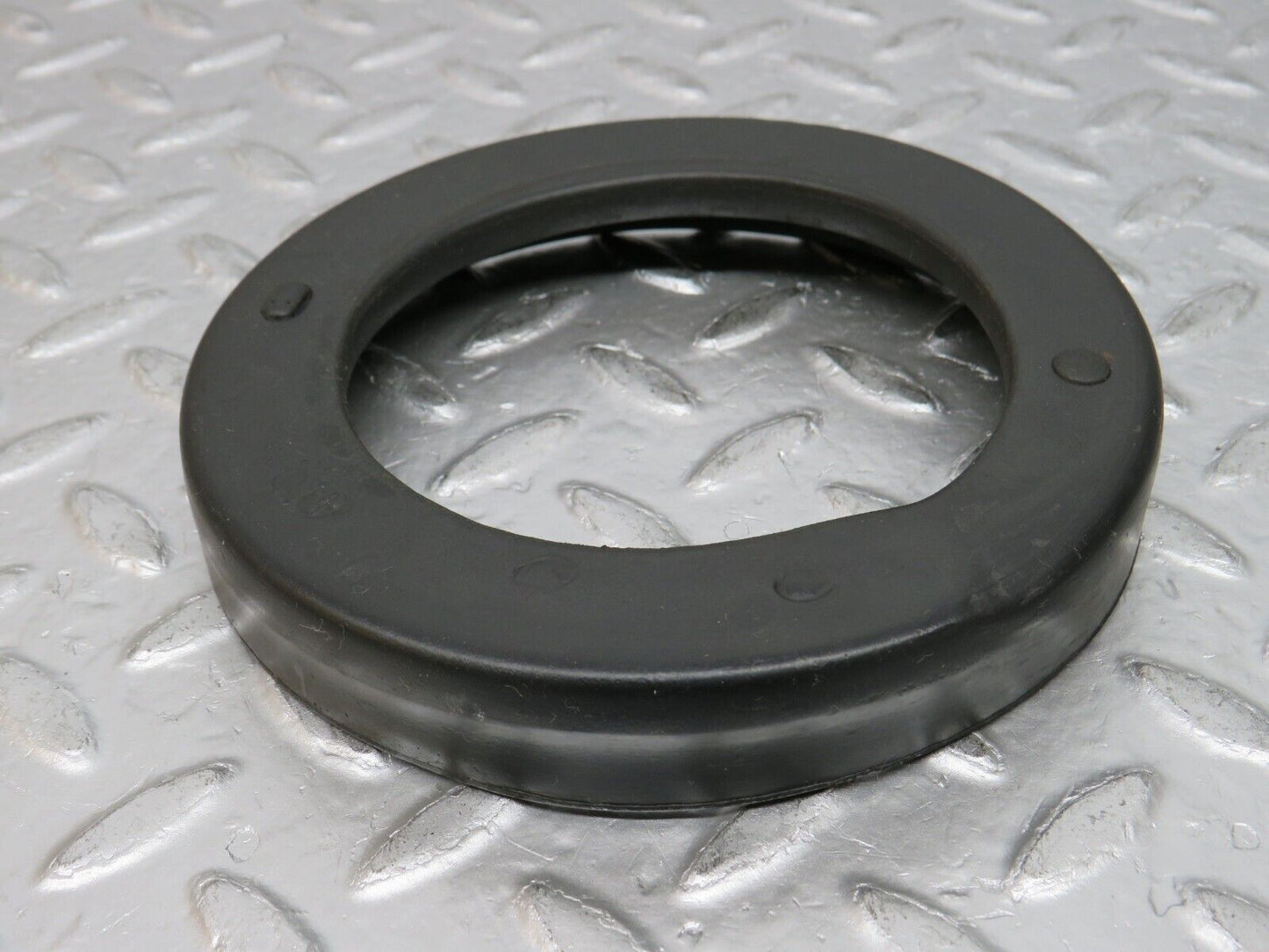 0804 Mercedes-Benz C107 350SLC Coupe Rubber Buffer Suspension Rear 1153251544