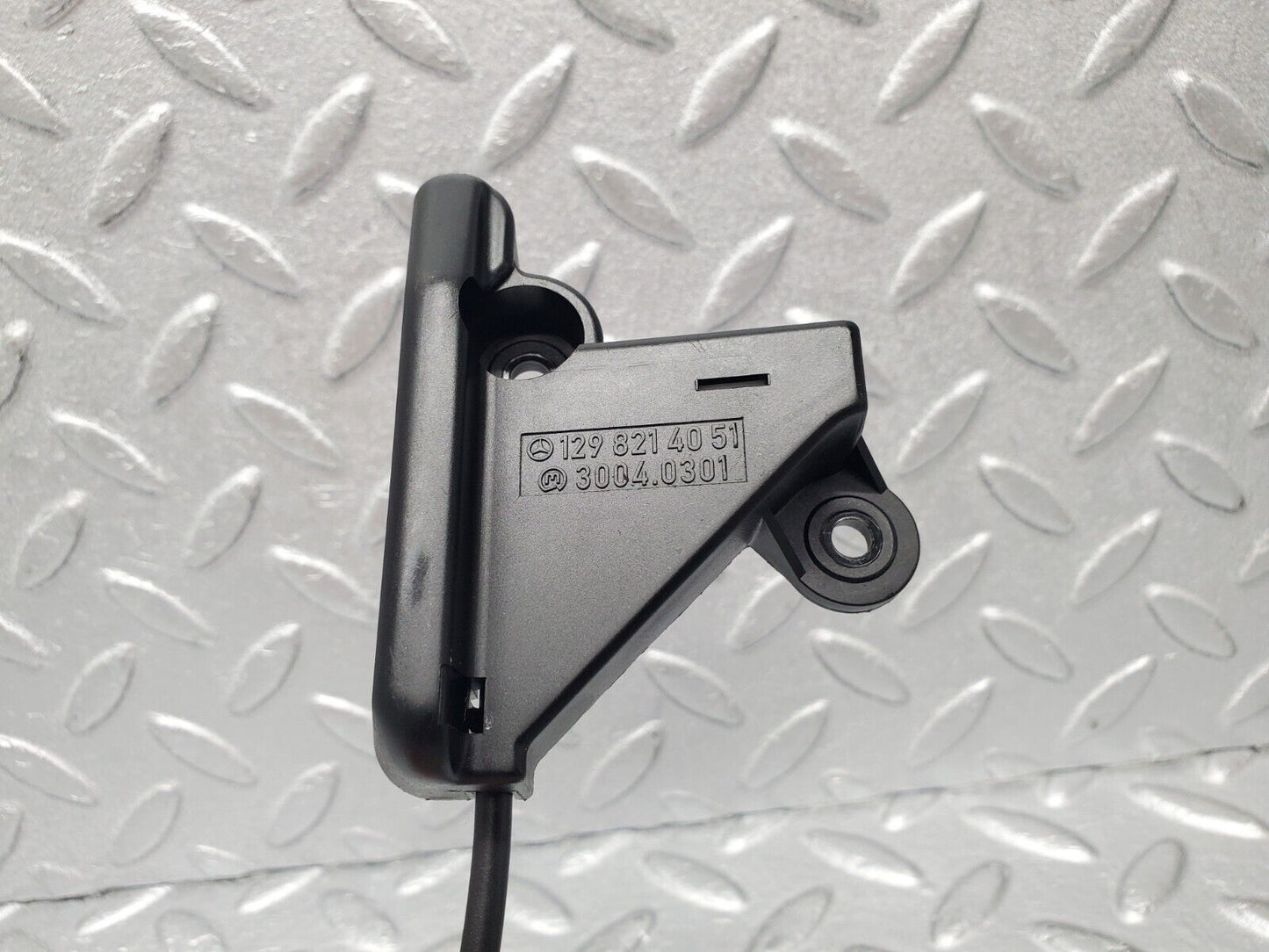 47004 Mercedes-Benz R129 320SL Coupe Roof Position Switch Left Side 1298214051
